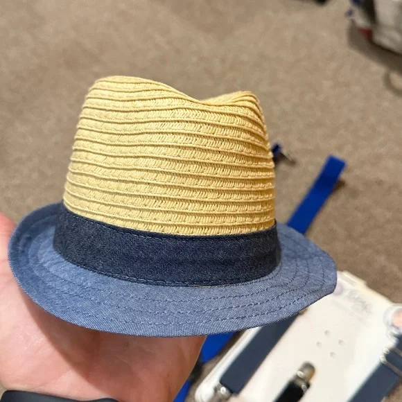 Hats, Bow Ties and Suspenders Set - Picture 2 of 7